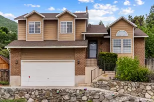 727 S 400 E, Farmington, UT 84025 - Photo 1