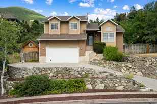 727 S 400 E, Farmington, UT 84025 - Photo 3