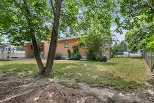 341 E Heather Ridge Circle, Sandy, UT 84070 - Photo 33