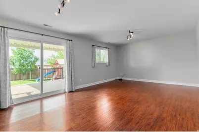 341 W 2280 N, Lehi, UT 84043 - Photo 17