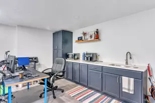 2726 W Stockwell Ct, Taylorsville, UT 84129 - Photo 11