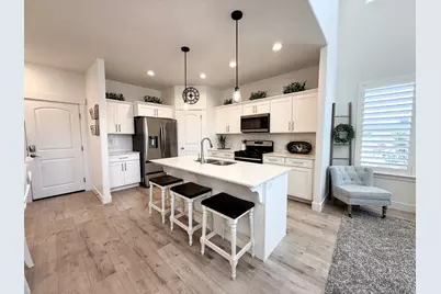 4604 W Wilson Peak Ln, Herriman, UT 84096 - Photo 11