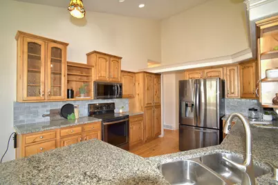 2320 E View Dr, South Weber, UT 84405 - Photo 11