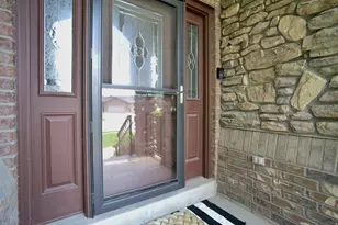 2320 E View Dr, South Weber, UT 84405 - Photo 3