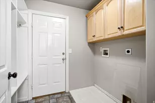 2537 S Elm Grove Dr, Perry, UT 84302 - Photo 33