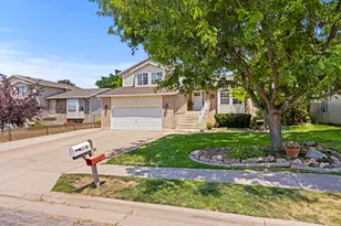 2788 W 4400 S, Roy, UT 84067 - Photo 3