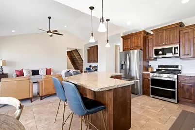 765 E 1500 S, Bountiful, UT 84010 - Photo 11