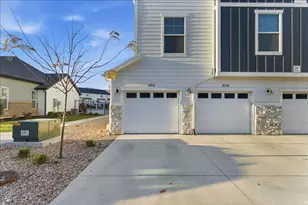 938 W Coral Charm Wy, Saratoga Springs, UT 84045 - Photo 21