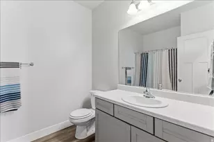 938 W Coral Charm Wy, Saratoga Springs, UT 84045 - Photo 17