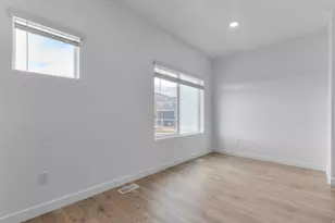 1218 N 275 E, Harrisville, UT 84404 - Photo 9