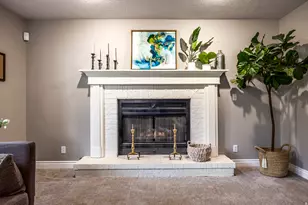 2398 E Willow Hills Dr, Sandy, UT 84093 - Photo 9