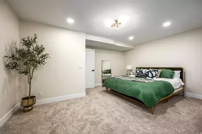 2398 E Willow Hills Dr, Sandy, UT 84093 - Photo 41