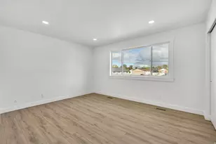 195 W 8480 S, Midvale, UT 84047 - Photo 11