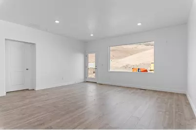 1516 S 4125 W #124, West Weber, UT 84401 - Photo 7