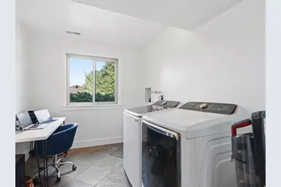 2718 E 1650 N, Layton, UT 84040 - Photo 21