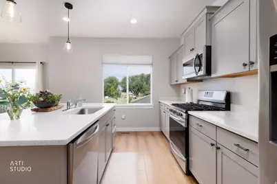 1654 S 730 W, Provo, UT 84601 - Photo 11