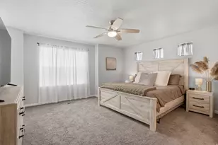 5687 W Pelican Ridge Ln, West Valley, UT 84118 - Photo 13