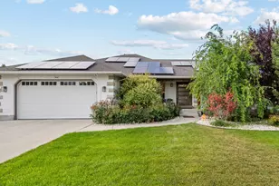 1366 W Palmer Ln, South Jordan, UT 84095 - Photo 1