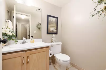 2050 E Johnstone Dr, Sandy, UT 84093 - Photo 19