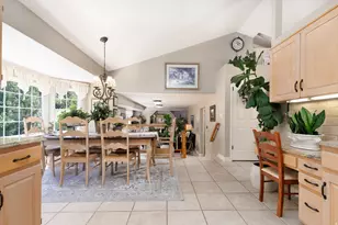 2050 E Johnstone Dr, Sandy, UT 84093 - Photo 15