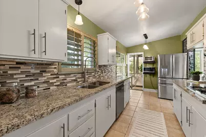 2955 E 4505 S, Holladay, UT 84117 - Photo 9