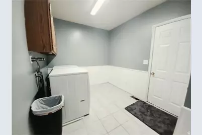 2255 E Sunset Dr, Layton, UT 84040 - Photo 13