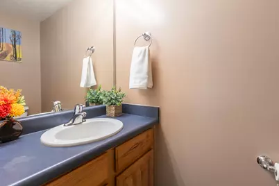 1837 N 635 W, West Bountiful, UT 84087 - Photo 17