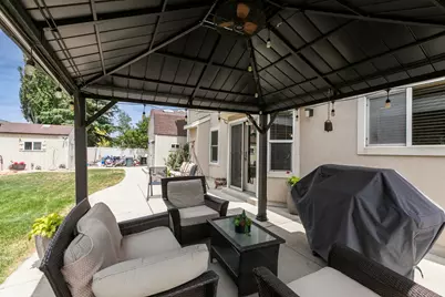 1837 N 635 W, West Bountiful, UT 84087 - Photo 33