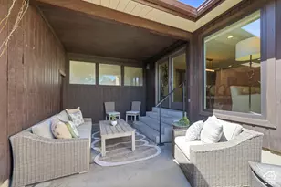 3989 S 2250 E, Holladay, UT 84124 - Photo 33