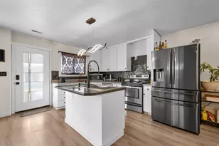8628 W Helen Dr, Magna, UT 84044 - Photo 11