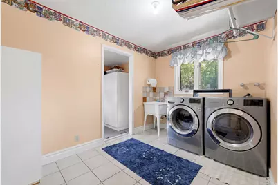 632 E 3550 S, Bountiful, UT 84010 - Photo 19