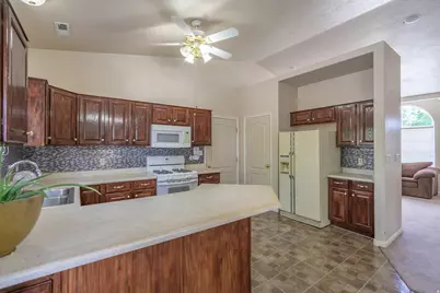 361 N 2660 E, Saint George, UT 84790 - Photo 21
