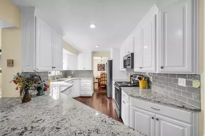 6653 S Guntherwoods Ln, Cottonwood Heights, UT 84121 - Photo 9