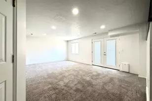 2239 N 1125 E, Layton, UT 84040 - Photo 19