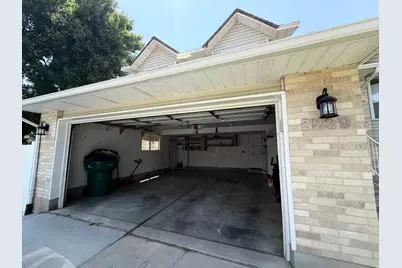 2239 N 1125 E, Layton, UT 84040 - Photo 25