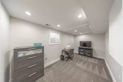 3082 W 5500 S, Roy, UT 84067 - Photo 23