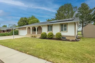 3082 W 5500 S, Roy, UT 84067 - Photo 3