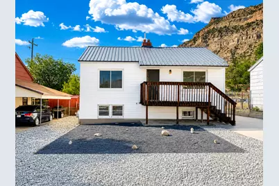 531 Edgehill Dr Dr, East Carbon, UT 84520 - Photo 1