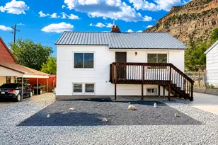 531 Edgehill Dr Dr, East Carbon, UT 84520 - Photo 1