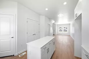 1127 S 1200 W, Marriott-Slaterville City, UT 84404 - Photo 33