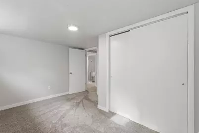 1296 W Gillespie Ave, Salt Lake City, UT 84104 - Photo 21
