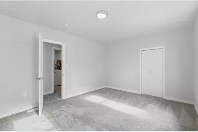 1296 W Gillespie Ave, Salt Lake City, UT 84104 - Photo 11