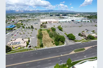 10510 S State St, Sandy, UT 84070 - Photo 3