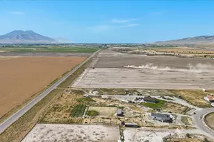 19668 N 5350 W, Plymouth, UT 84330 - Photo 77