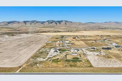 19668 N 5350 W, Plymouth, UT 84330 - Photo 75