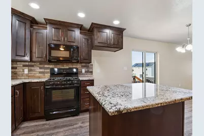 330 Granite Dr, Santaquin, UT 84655 - Photo 7