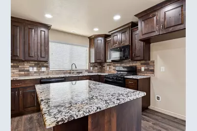330 Granite Dr, Santaquin, UT 84655 - Photo 9