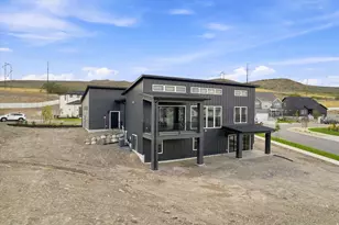 2818 N Salvia Dr, Saratoga Springs, UT 84045 - Photo 27
