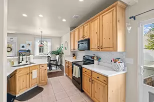 11421 S Oakmond Rd, South Jordan, UT 84009 - Photo 5