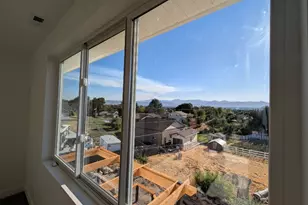 10718 S 580 E, Sandy, UT 84070 - Photo 31